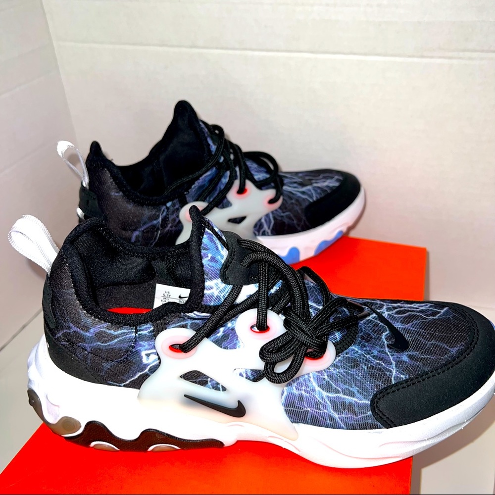 Nike Air React Presto ‘Trouble At Home’ 5.5Y Grade School 7 in womens sizes NWT